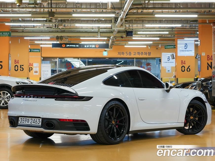Porsche 911 2020