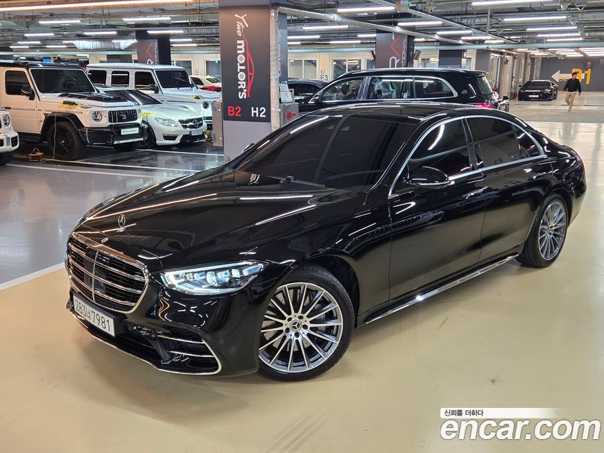 Mercedes-Benz S-Class 2025