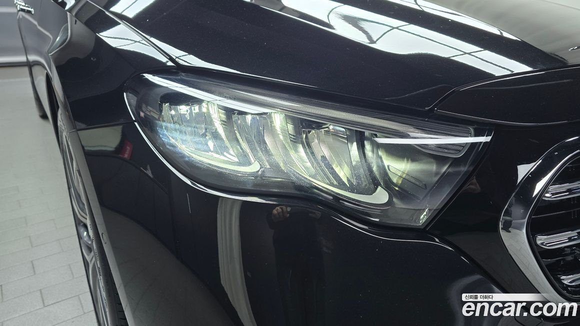 Mercedes-Benz E-Class 2024