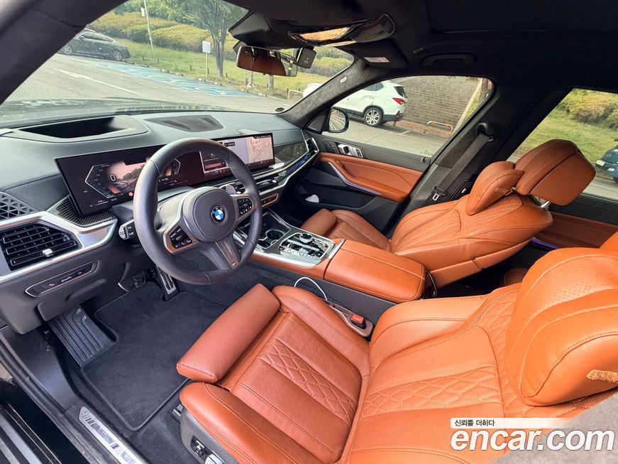 BMW X7 2025