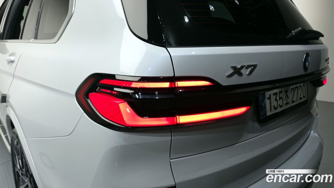 BMW X7 2024