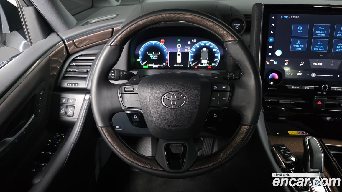 Toyota Alphard 2025