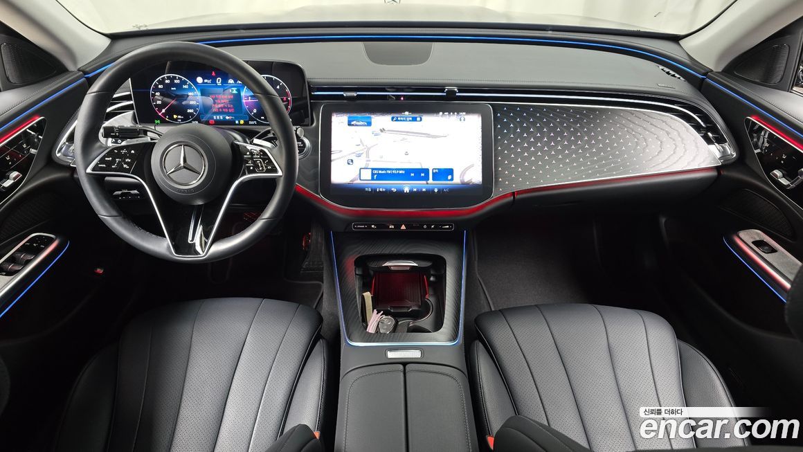 Mercedes-Benz E-Class 2024