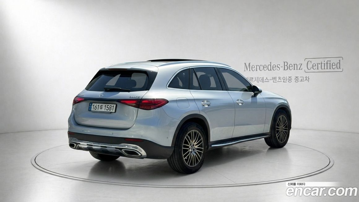 Mercedes-Benz GLC-Class 2025