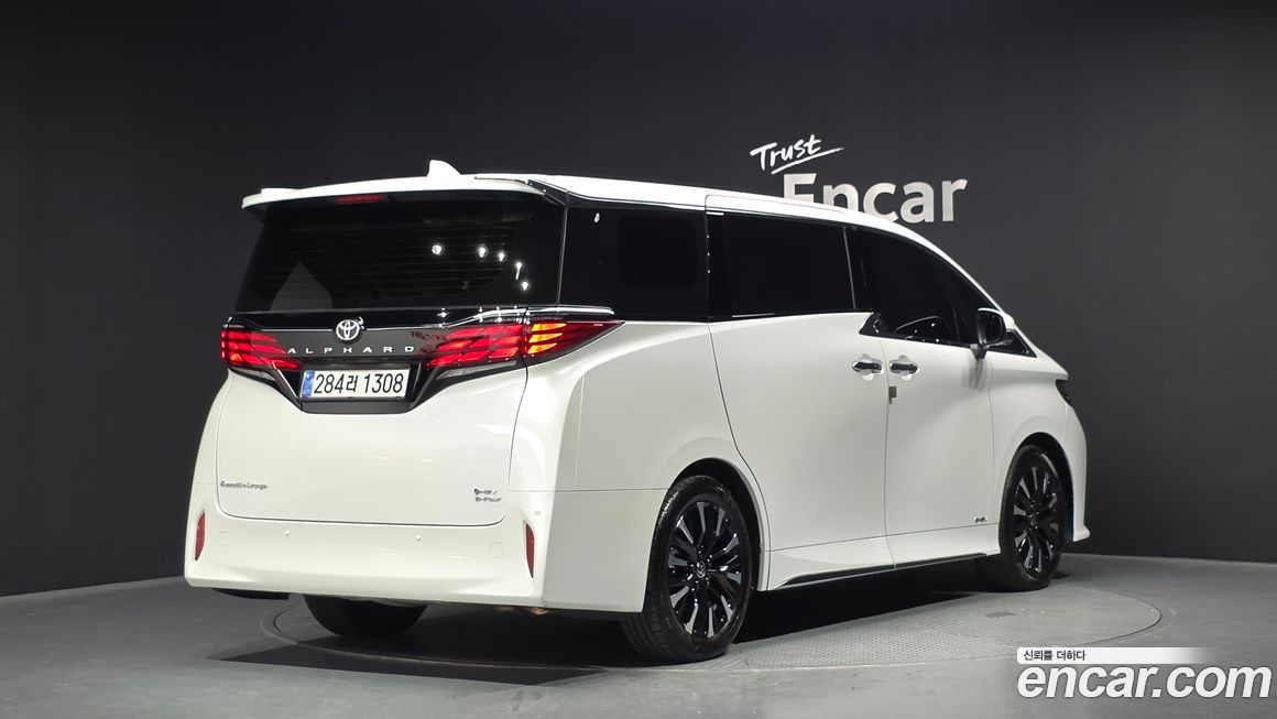 Toyota Alphard 2025