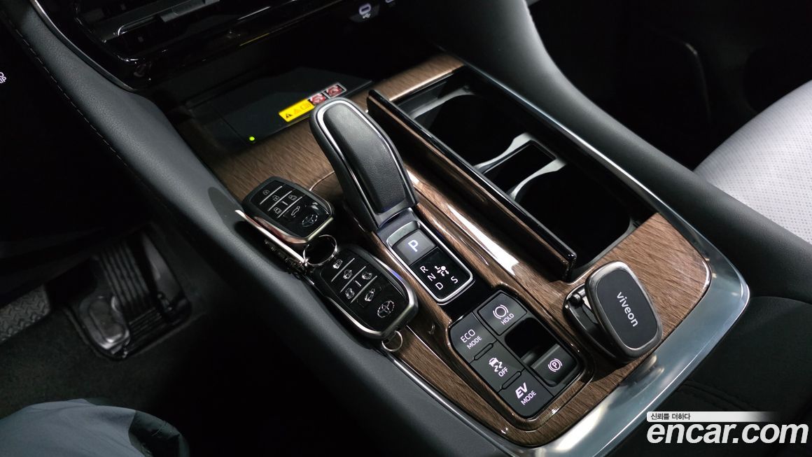 Toyota Alphard 2025