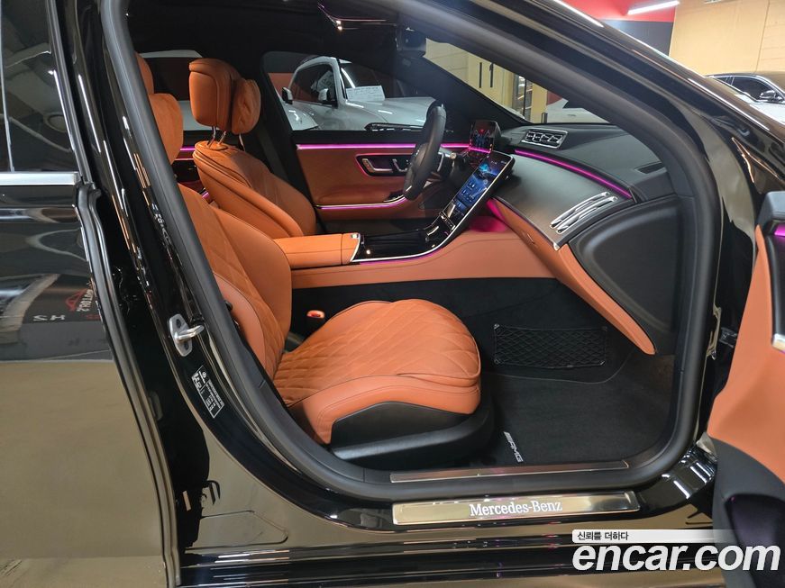 Mercedes-Benz S-Class 2025