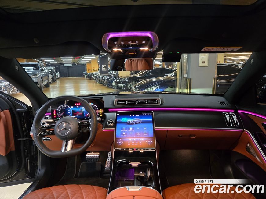 Mercedes-Benz S-Class 2025