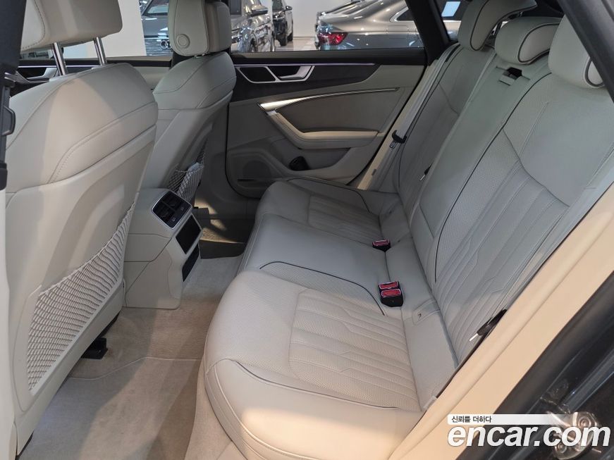Audi A7 2024