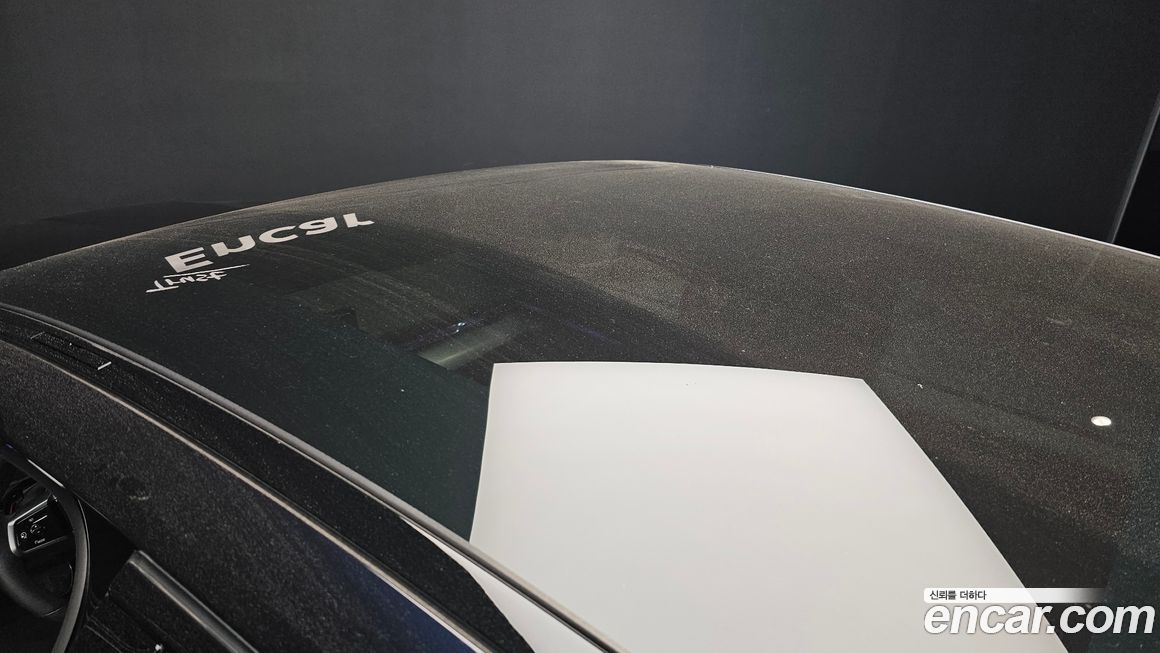 BMW 5-Series 2025