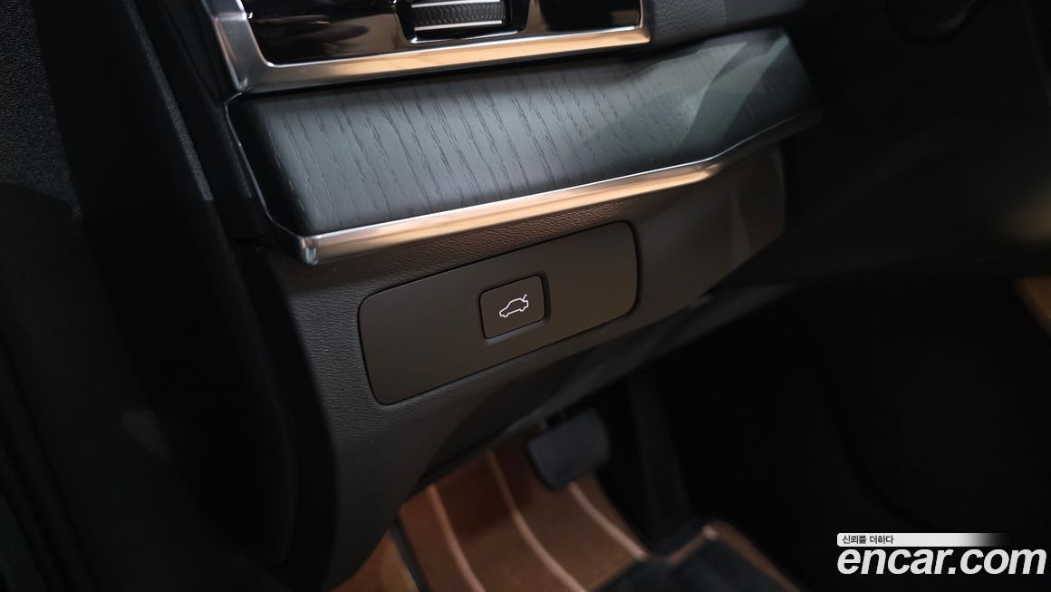 Volvo XC90 2025