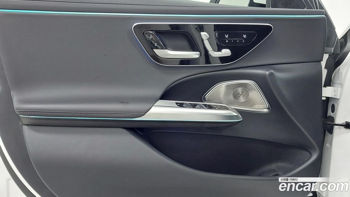 Mercedes-Benz E-Class 2024