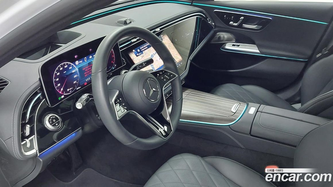 Mercedes-Benz E-Class 2024