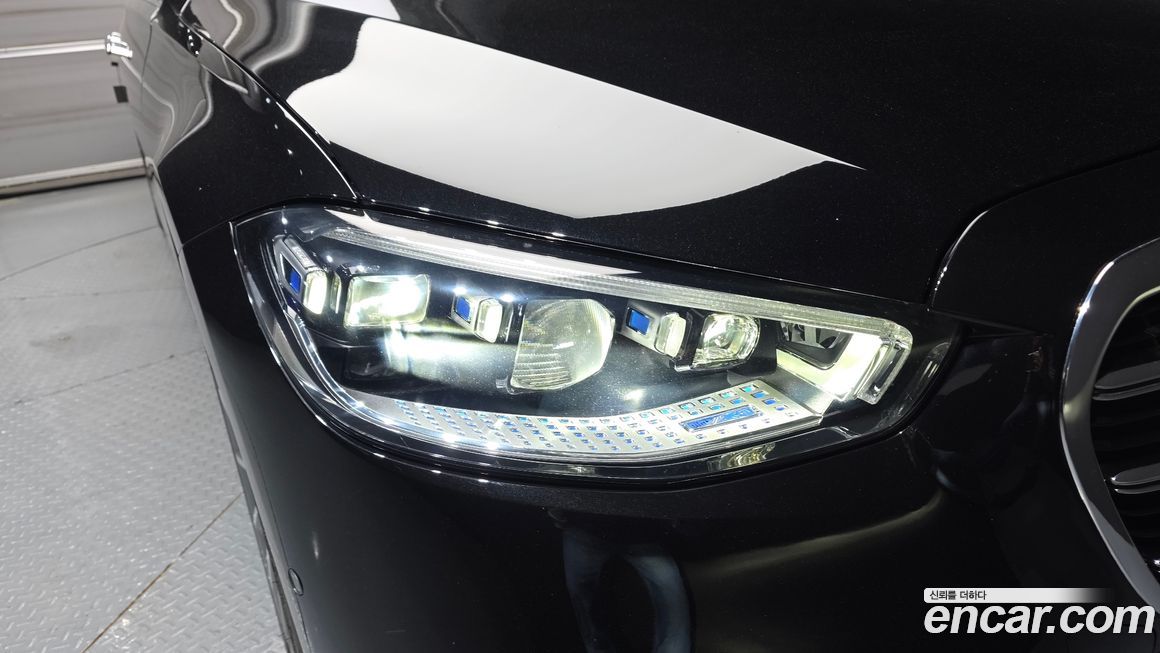 Mercedes-Benz S-Class 2022