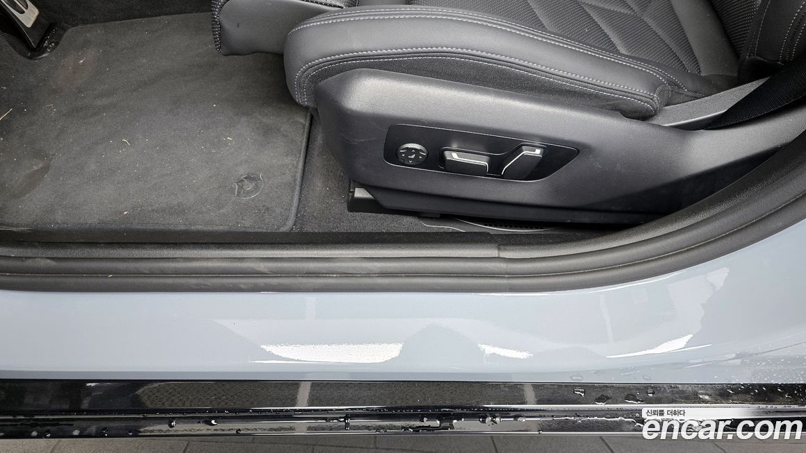 BMW 5-Series 2024