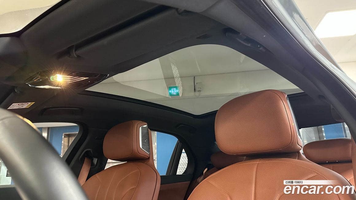 BMW 7-Series 2024
