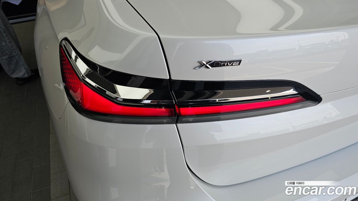 BMW 7-Series 2023