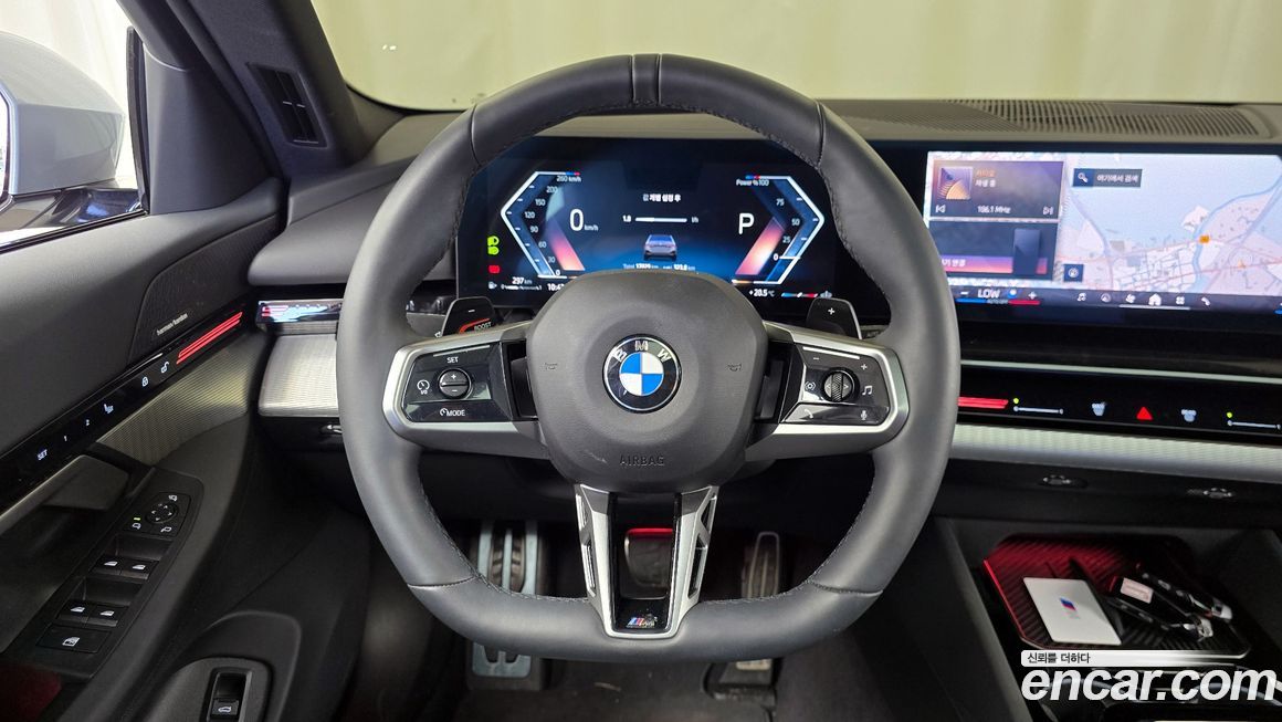 BMW 5-Series 2024