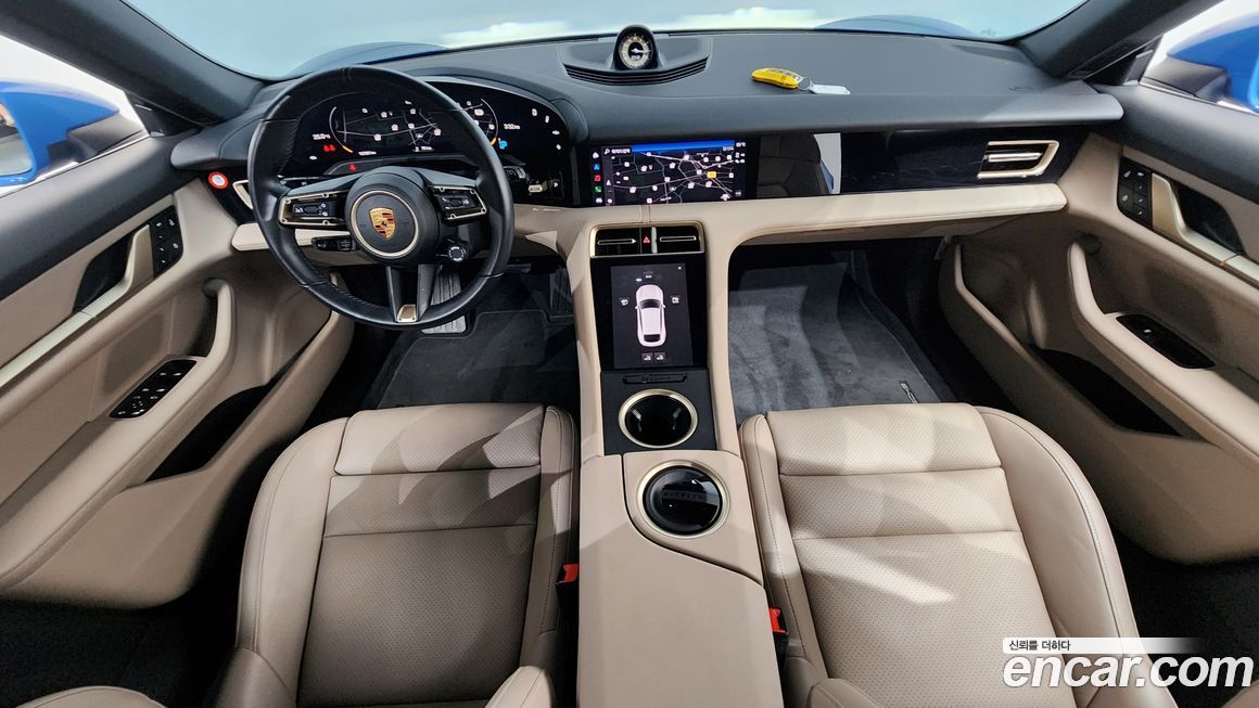 Porsche Taycan 2022