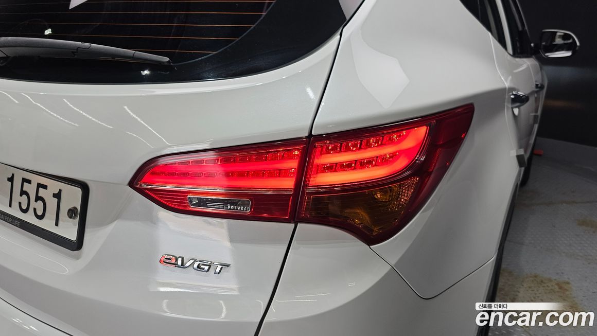 Hyundai Santafe 2015