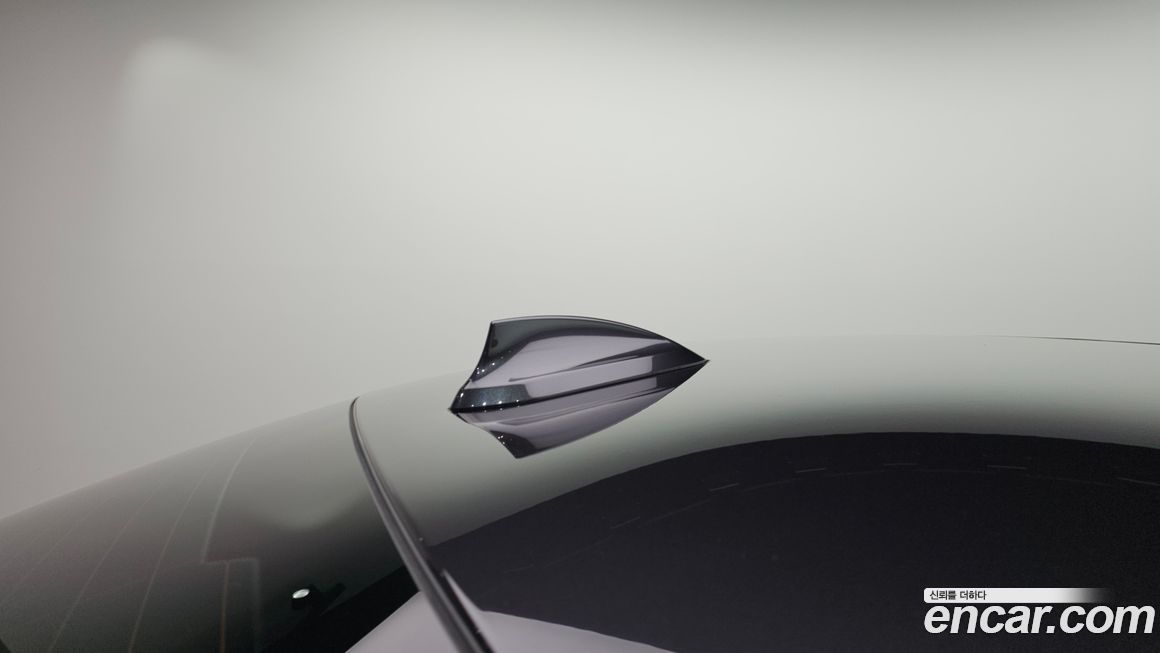BMW 5-Series 2023
