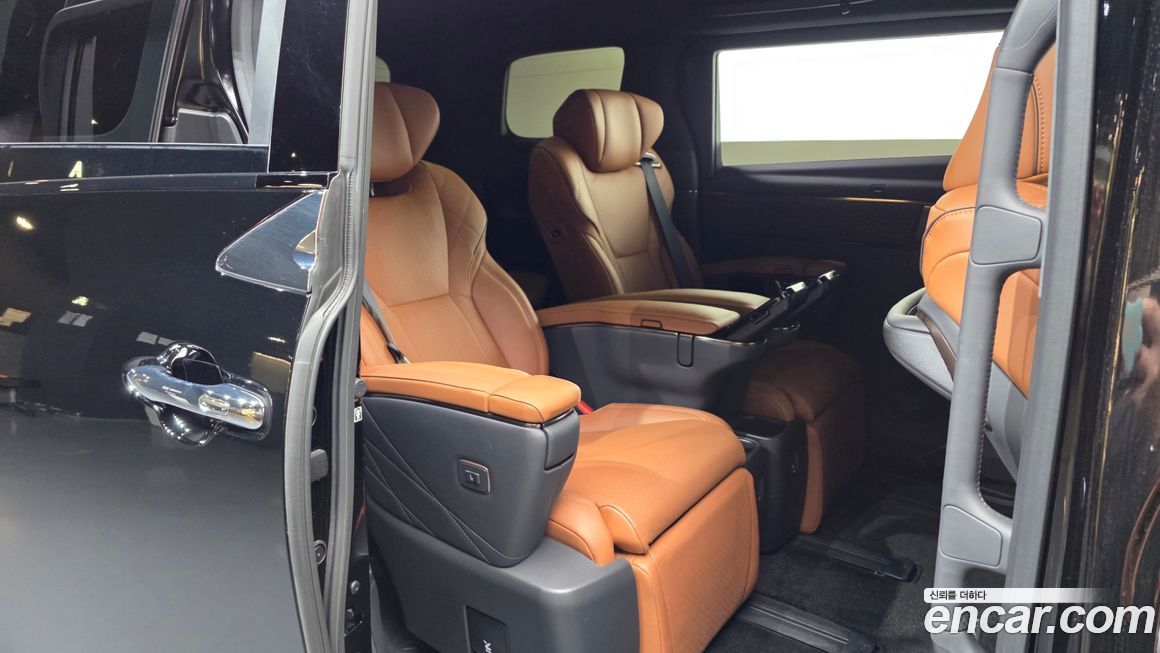 Toyota Alphard 2025