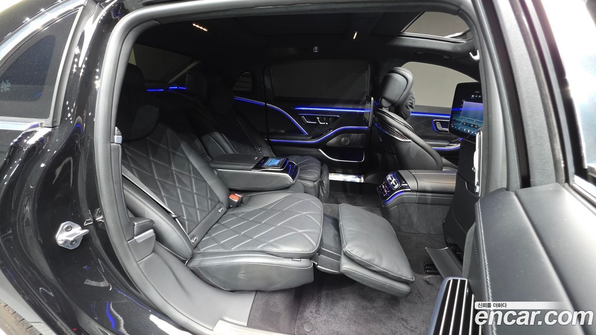 Mercedes-Benz S-Class 2021