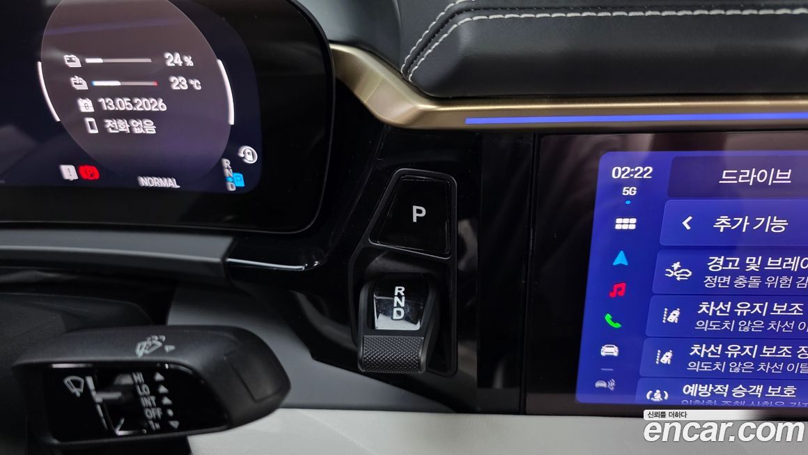 Porsche Macan 2025