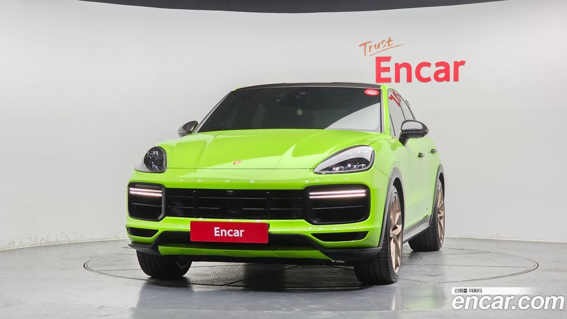 Porsche Cayenne 2022