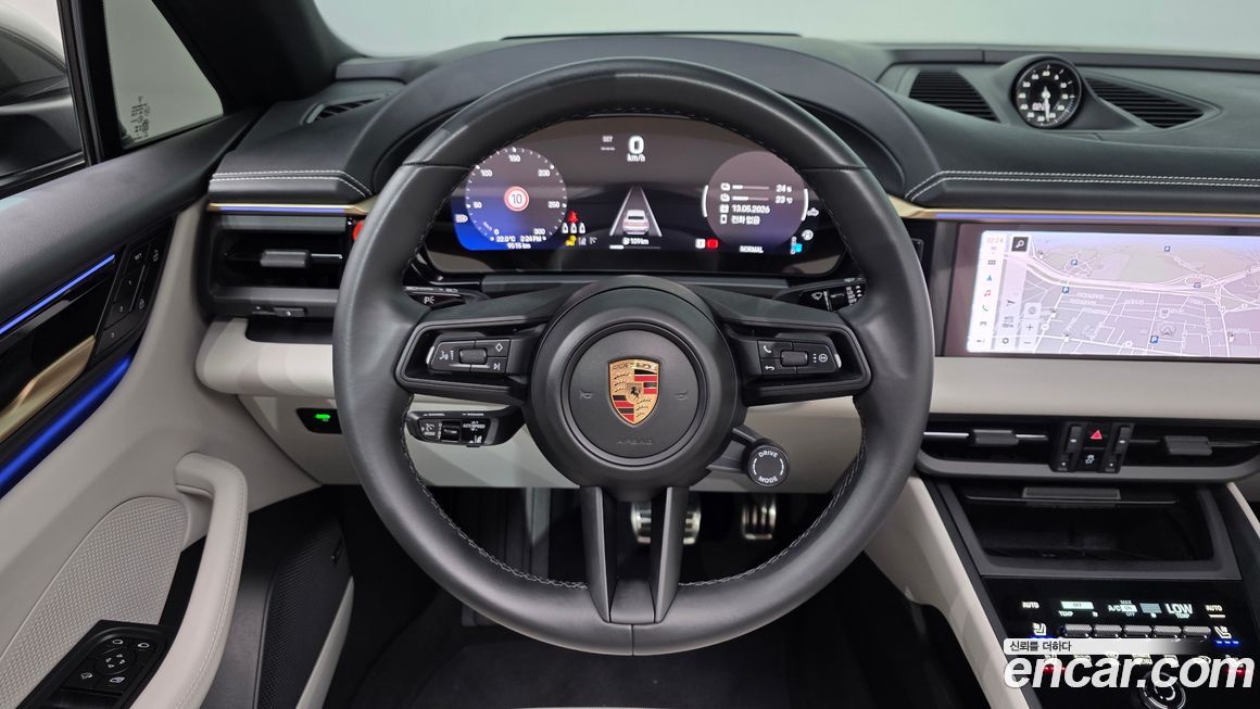 Porsche Macan 2025