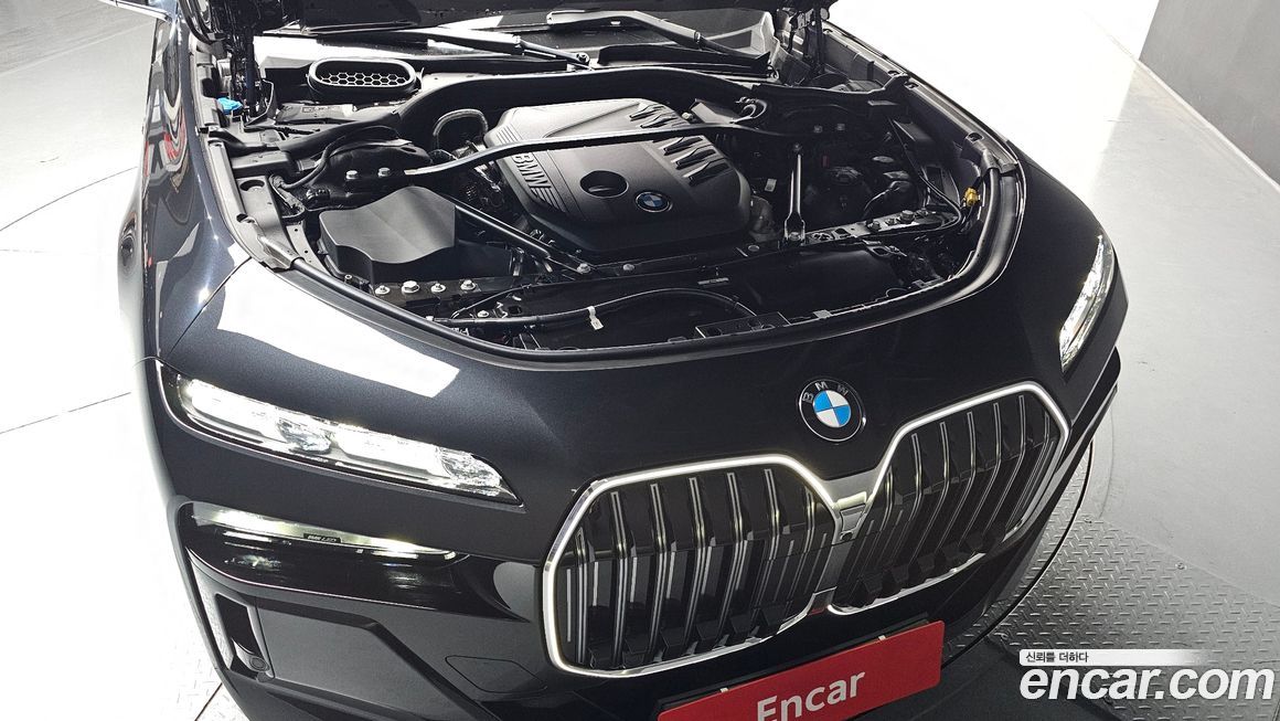 BMW 7-Series 2025