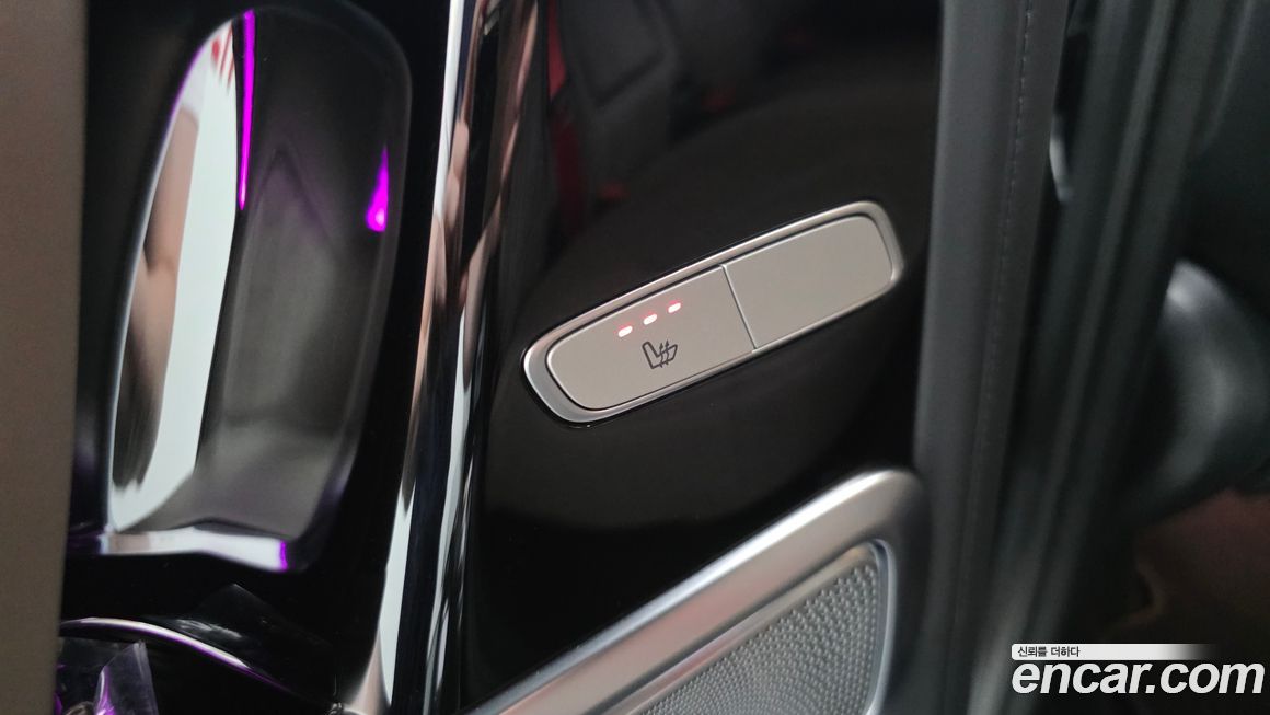 Mercedes-Benz G-Class 2023