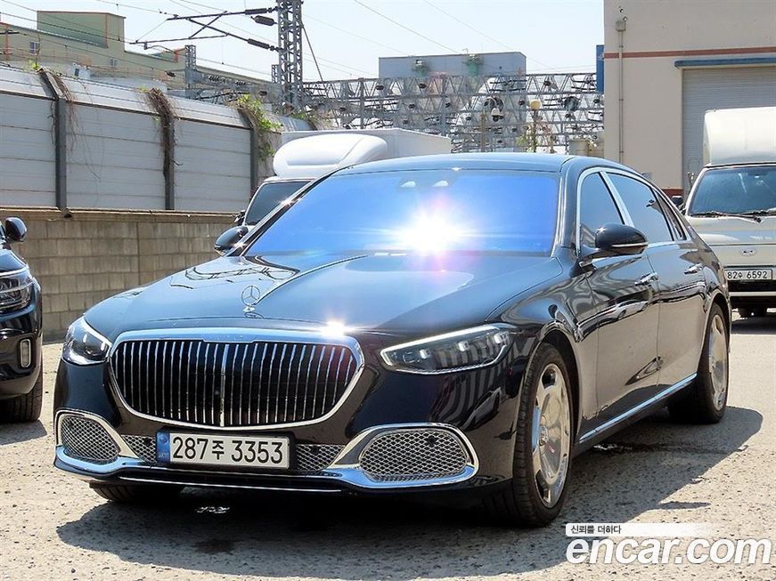 Mercedes-Benz S-Class 2021