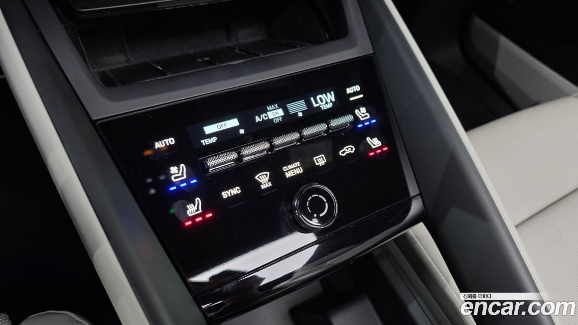 Porsche Macan 2025