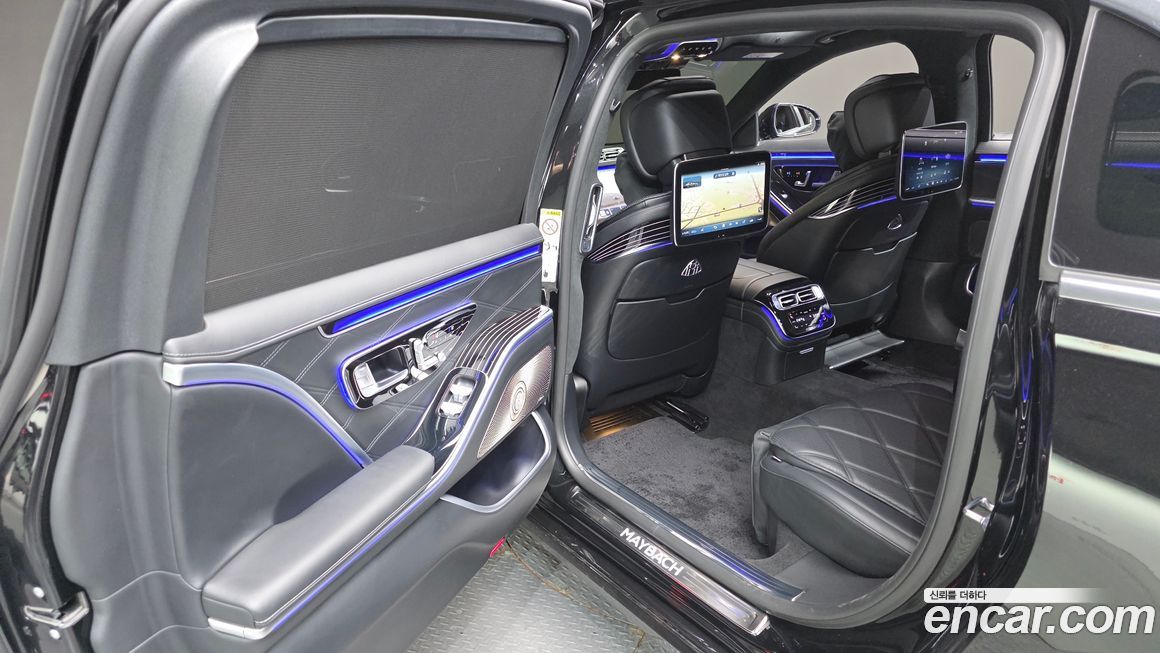 Mercedes-Benz S-Class 2021