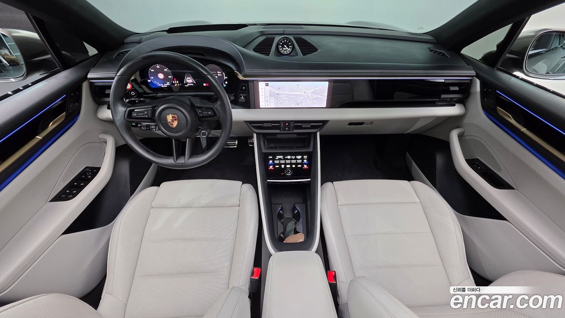 Porsche Macan 2025