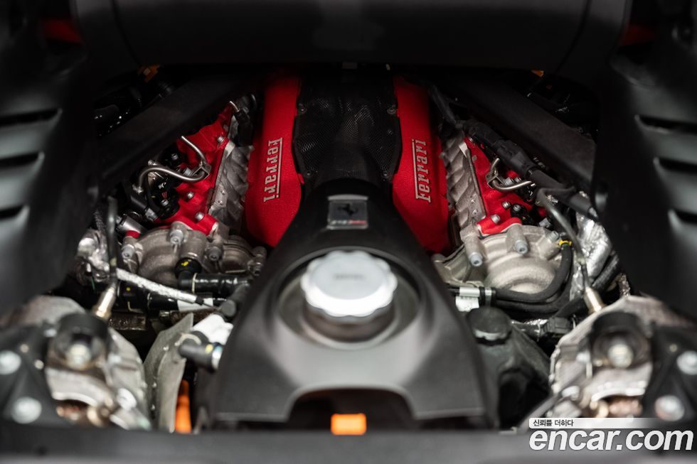 Ferrari SF90 2023