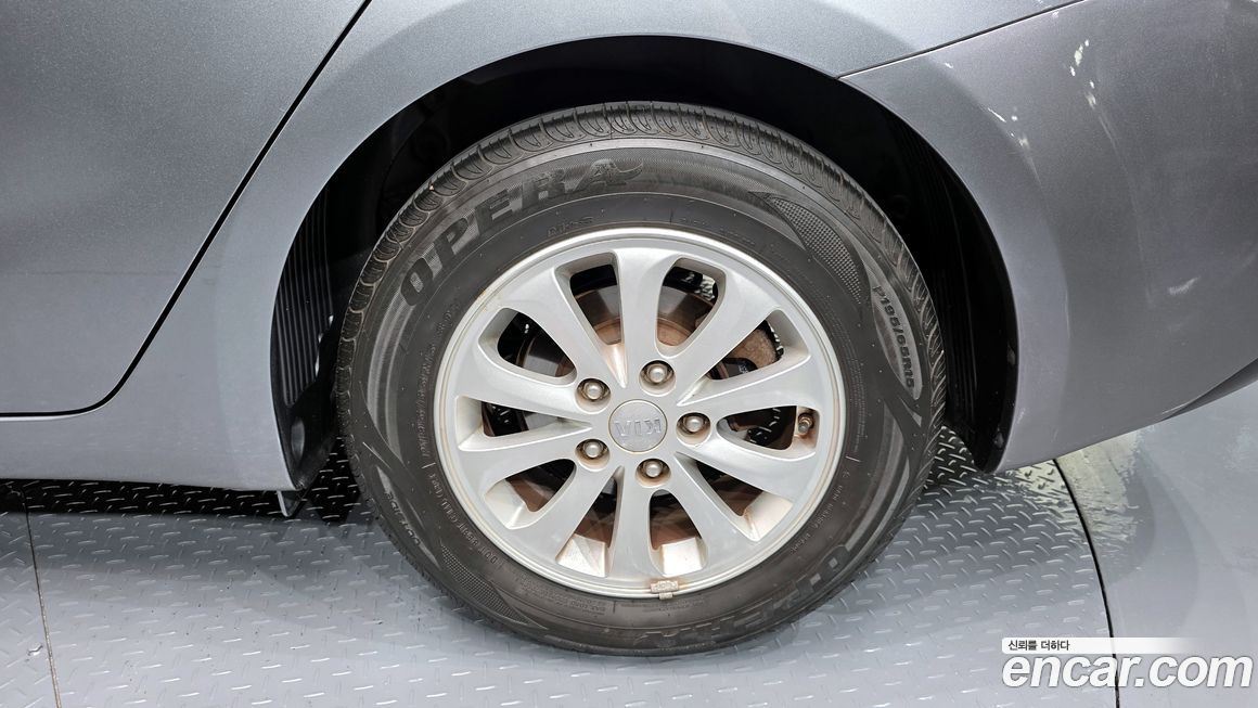 Kia K3 2015