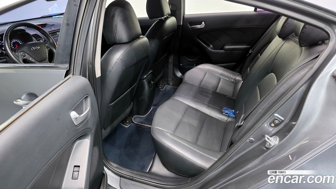 Kia K3 2015