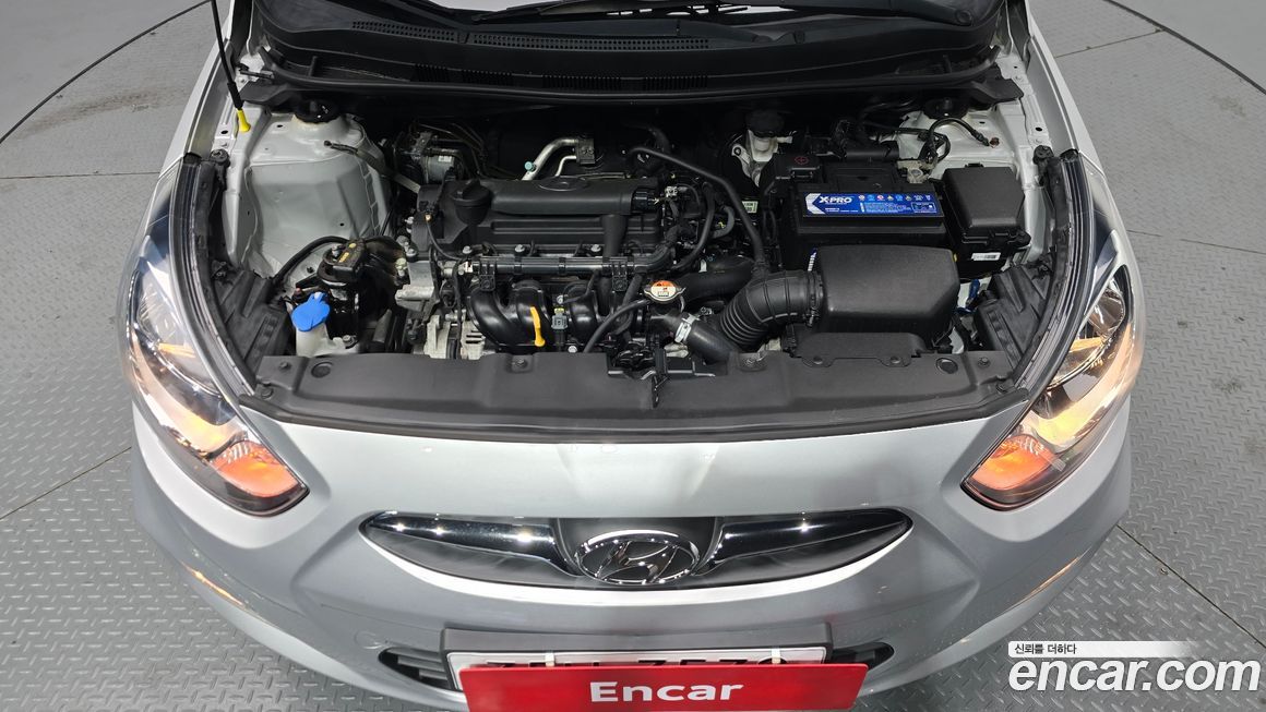 Hyundai Accent 2015