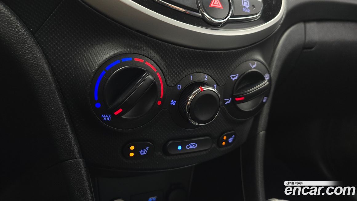 Hyundai Accent 2015