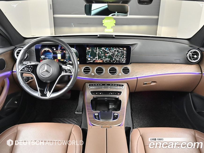 Mercedes-Benz E-Class 2022