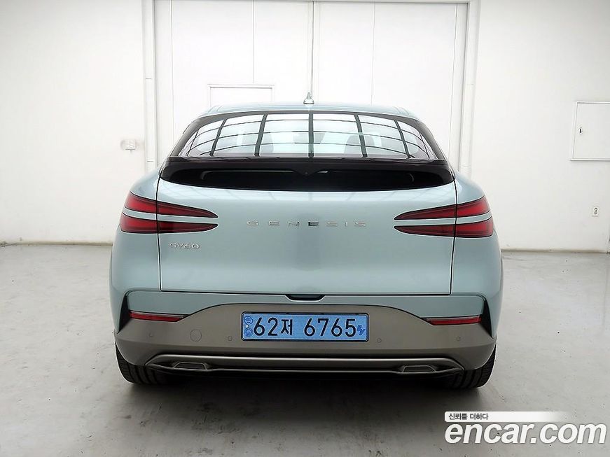 Genesis GV60 2025