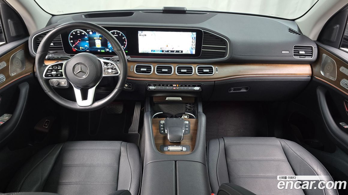 Mercedes-Benz GLE-Class 2021