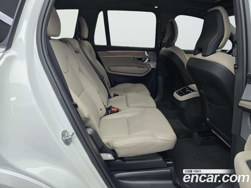 Volvo XC90 2026