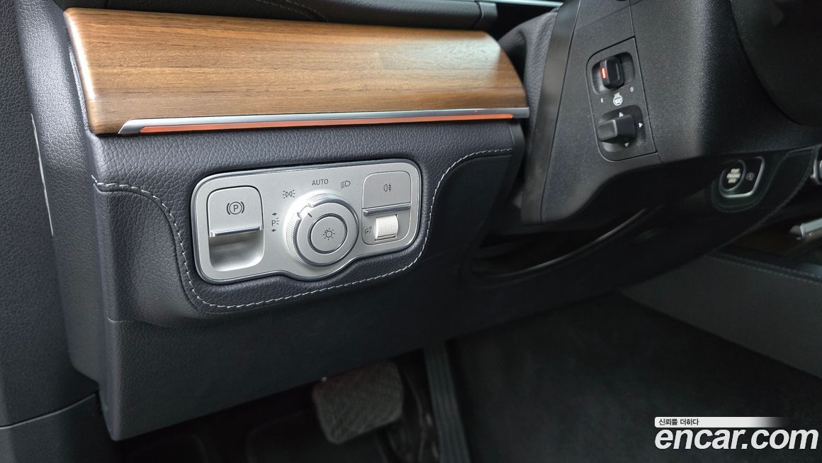 Mercedes-Benz GLE-Class 2021
