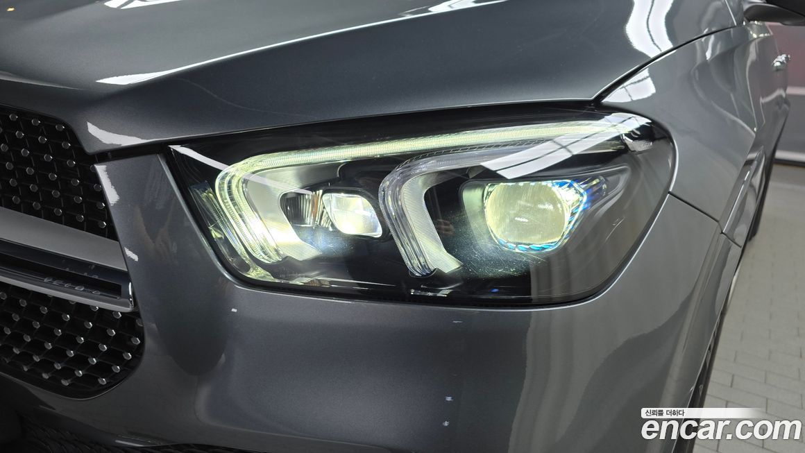 Mercedes-Benz GLE-Class 2021