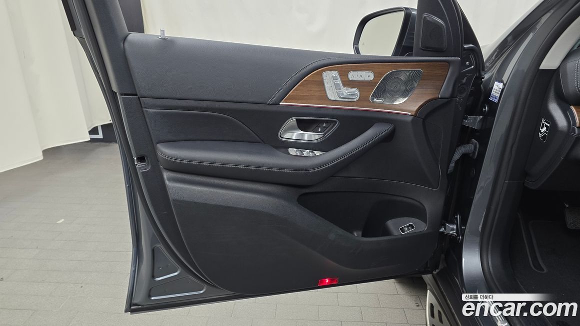 Mercedes-Benz GLE-Class 2021