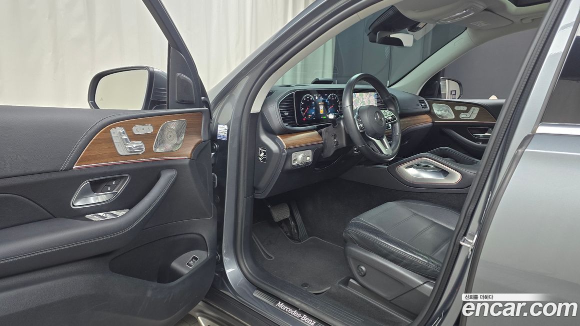 Mercedes-Benz GLE-Class 2021