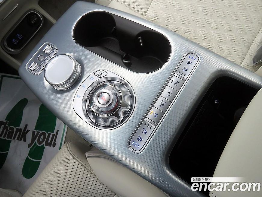 Genesis GV60 2025